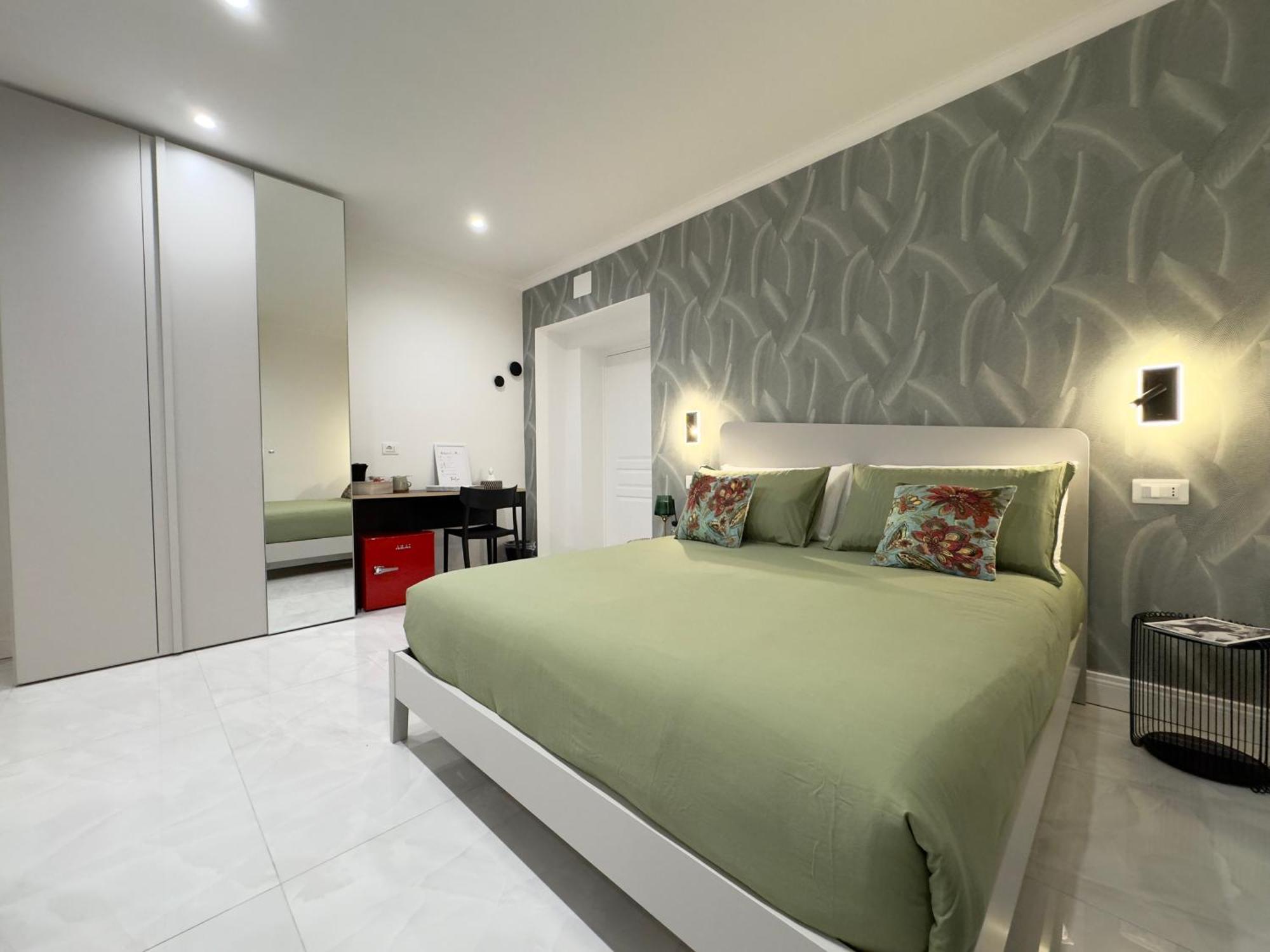 Carafa Rooms Неаполь Екстер'єр фото