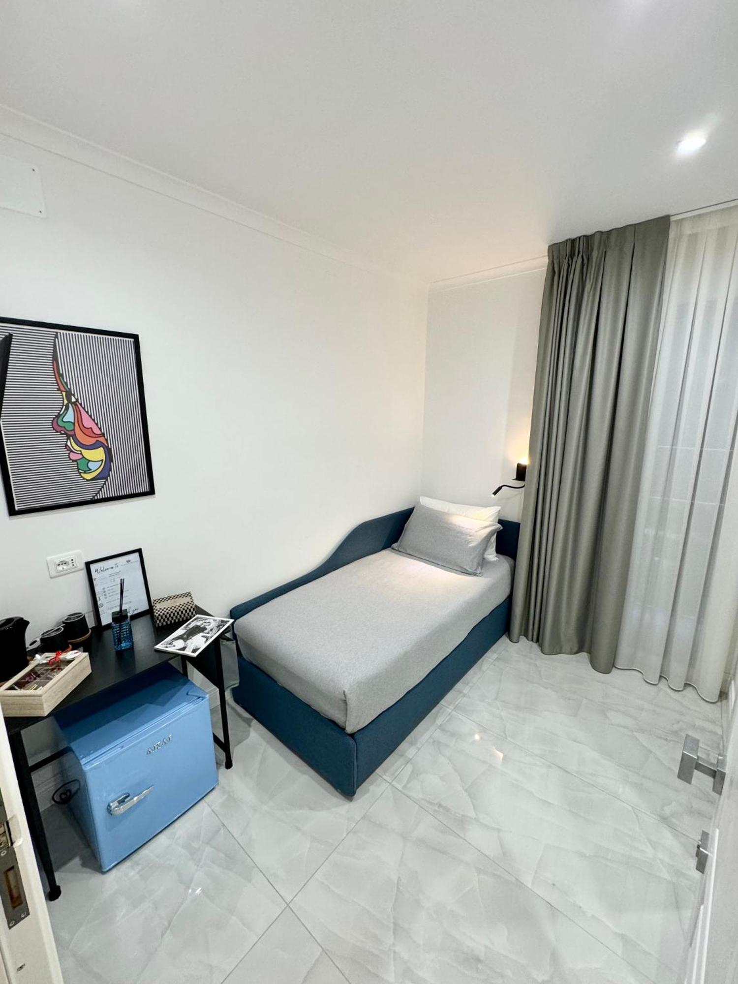 Carafa Rooms Неаполь Екстер'єр фото