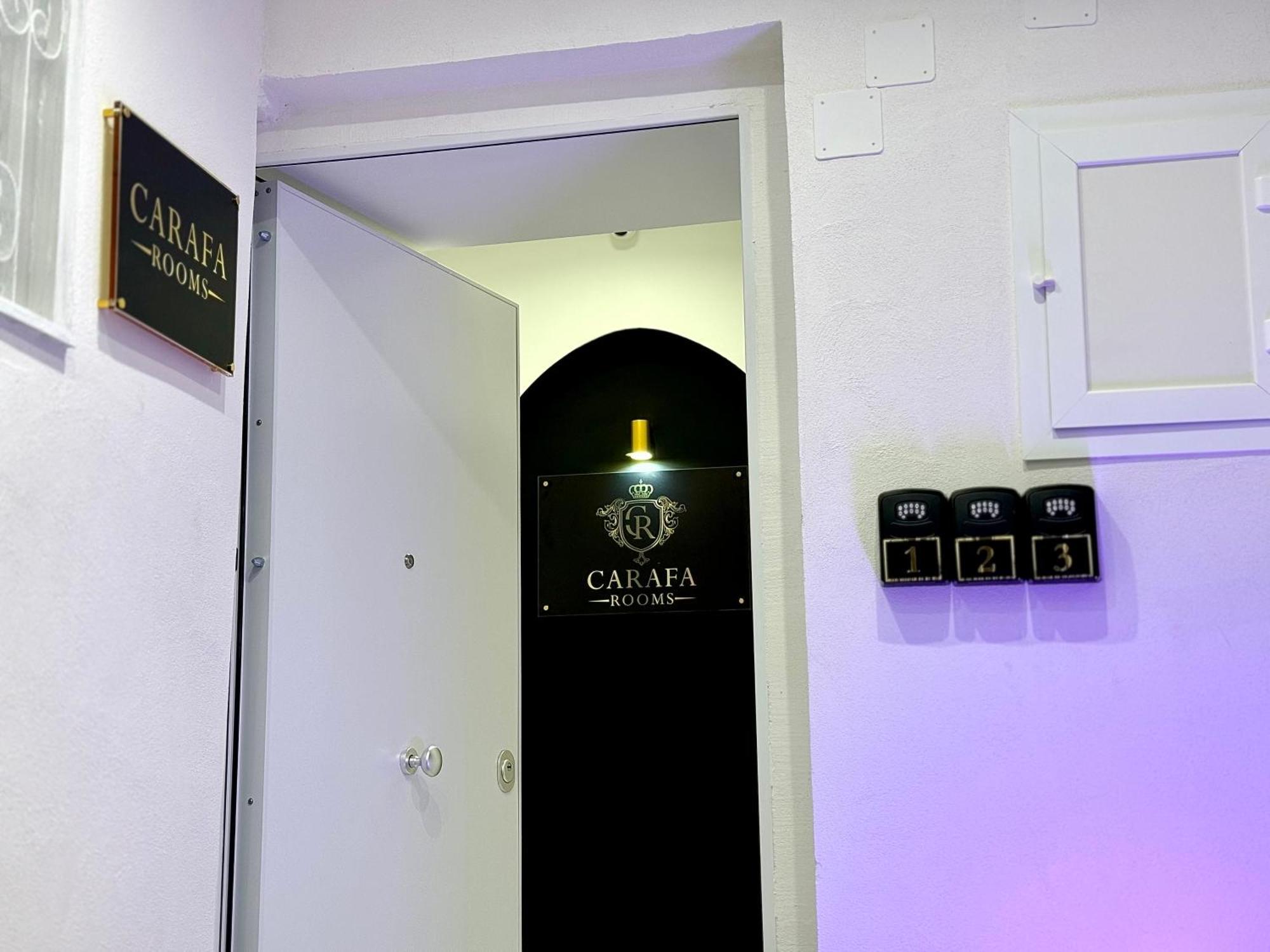 Carafa Rooms Неаполь Екстер'єр фото